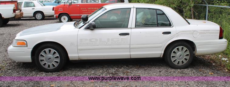 image for item H6577 2008 Ford Crown Victoria Police Interceptor