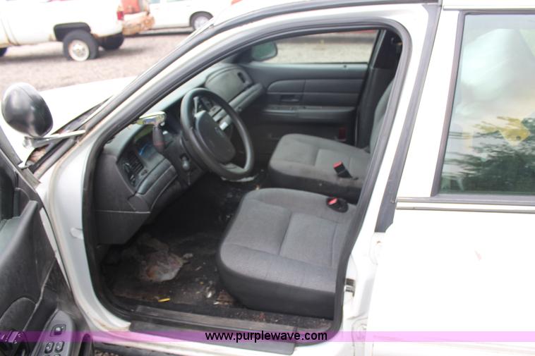 image for item H6577 2008 Ford Crown Victoria Police Interceptor
