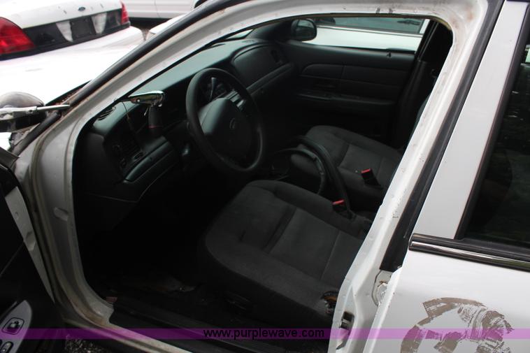image for item H6578 2008 Ford Crown Victoria Police Interceptor
