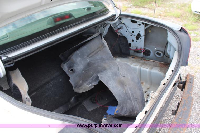 image for item H6593 2005 Ford Crown Victoria Police Interceptor