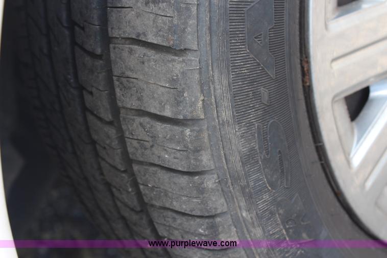 image for item H6593 2005 Ford Crown Victoria Police Interceptor