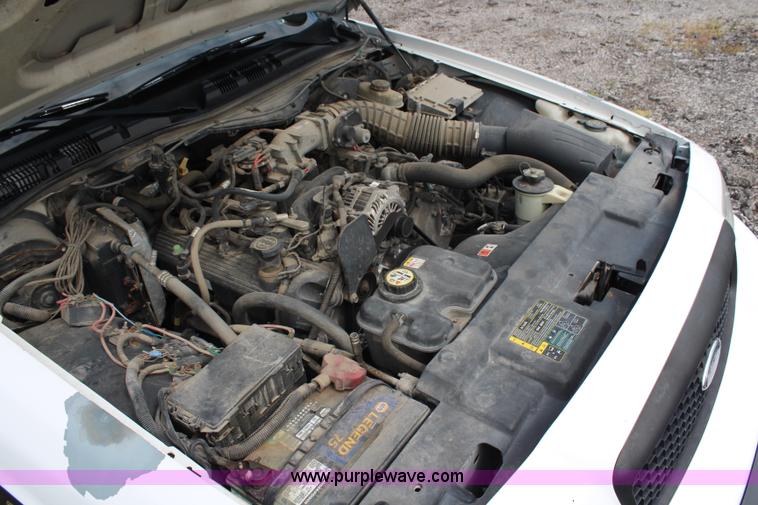 image for item H6604 2005 Ford Crown Victoria Police Interceptor