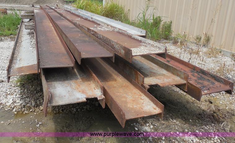 image for item H9845 Approximately 25 I-beams