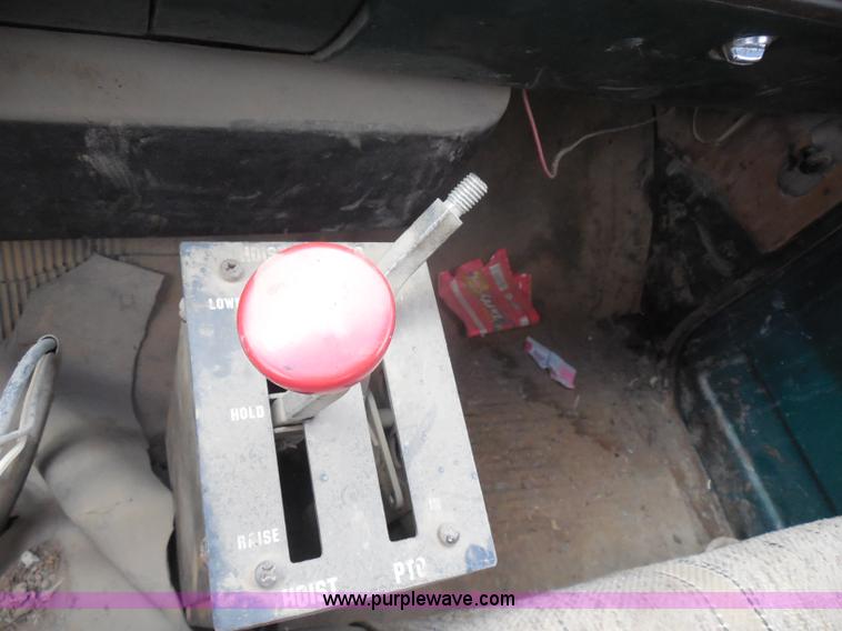 image for item H9850 1975 Chevrolet C60 dump truck