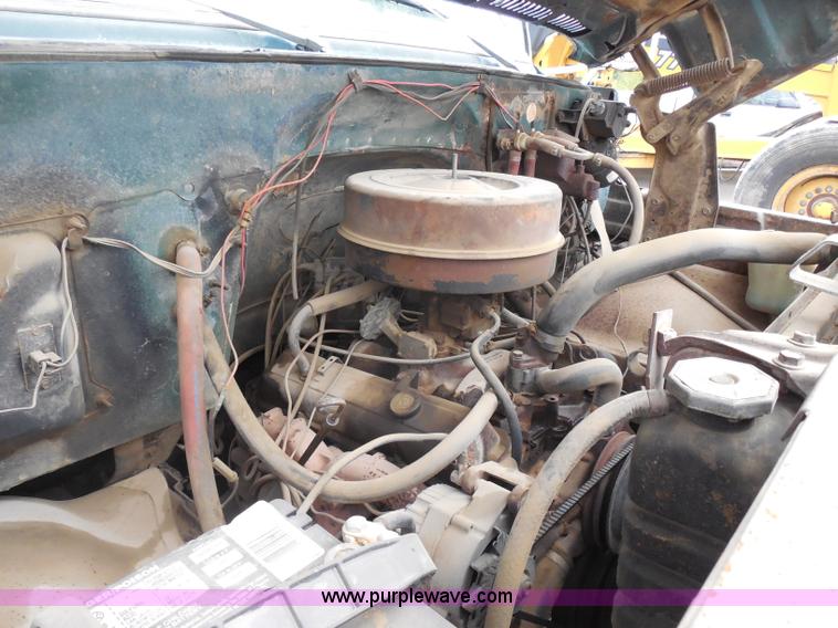 image for item H9850 1975 Chevrolet C60 dump truck