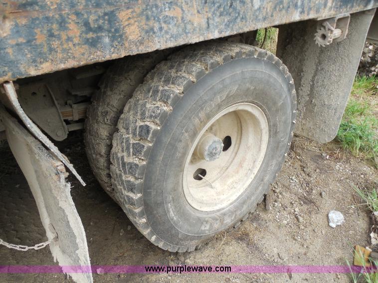 image for item H9850 1975 Chevrolet C60 dump truck