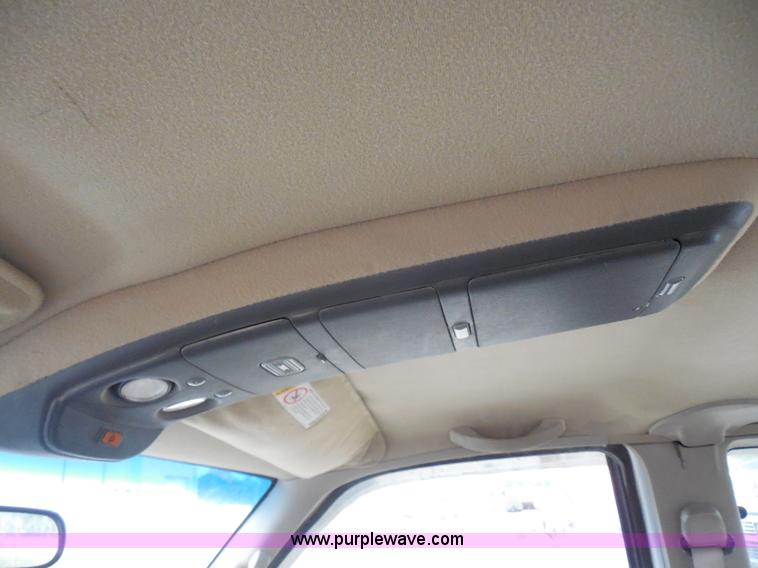 image for item H9852 1998 Chevrolet 1500 Extended Cab pickup truck