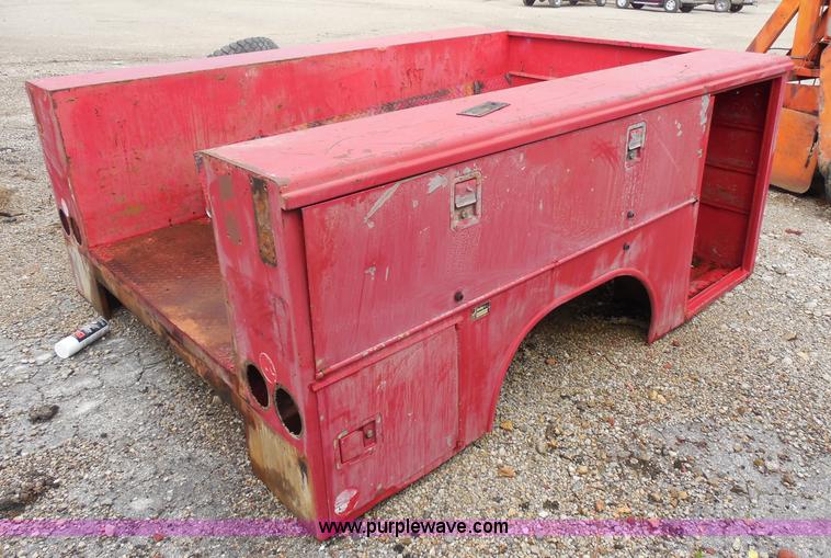 Reading utility truck bed in Fredonia, KS Item H9858 sold Purple Wave