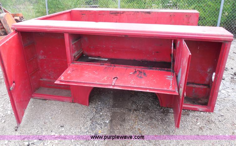 image for item H9858 Reading utility truck bed