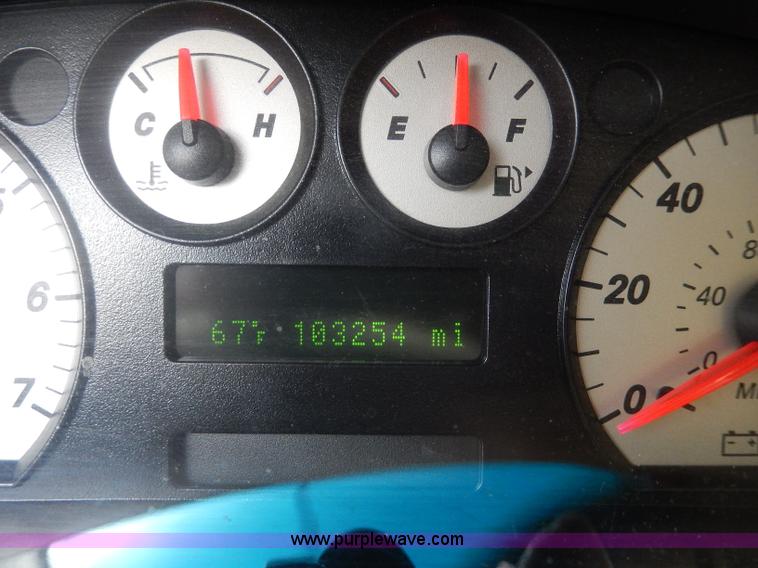 image for item I4330 2006 Ford Taurus SEL