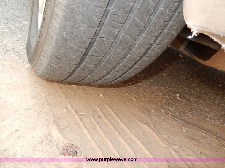 image for item I4330 2006 Ford Taurus SEL