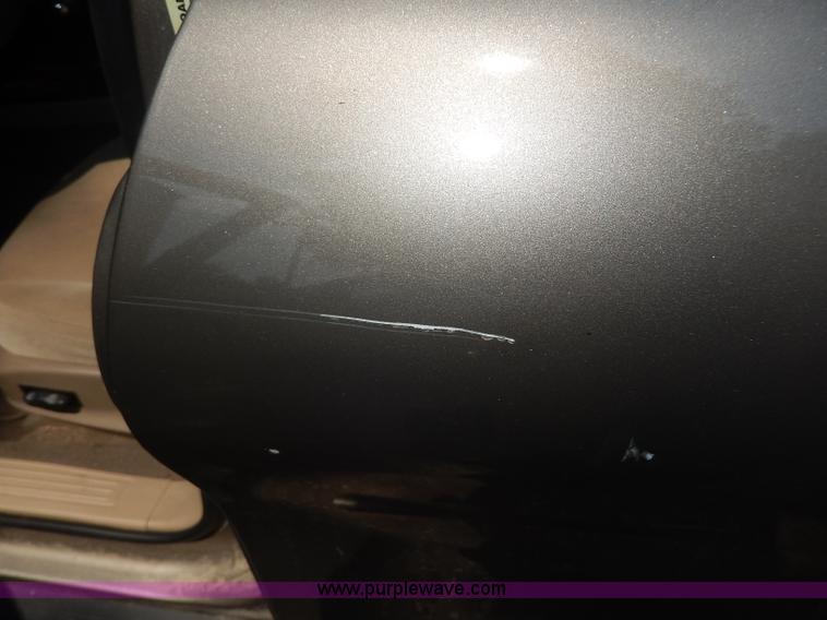 image for item I4330 2006 Ford Taurus SEL