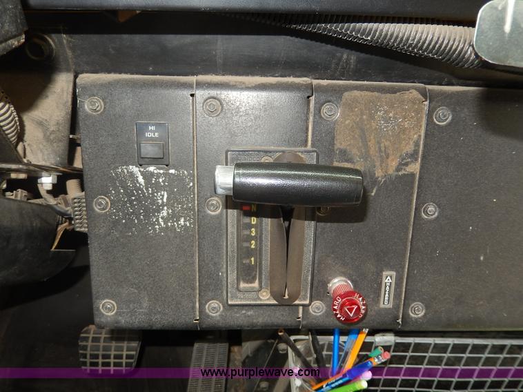 image for item I4345 1999 Chevrolet Blue Bird school bus