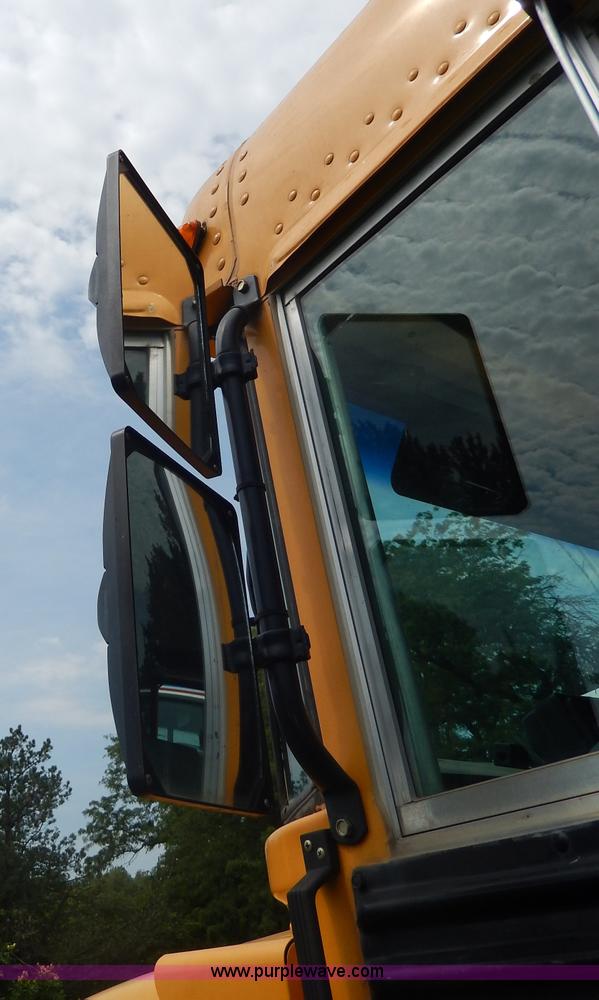 image for item I4345 1999 Chevrolet Blue Bird school bus