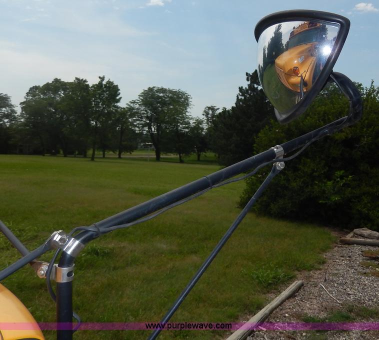 image for item I4345 1999 Chevrolet Blue Bird school bus