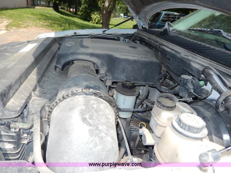 image for item I4347 2004 Ford Expedition XLT SUV