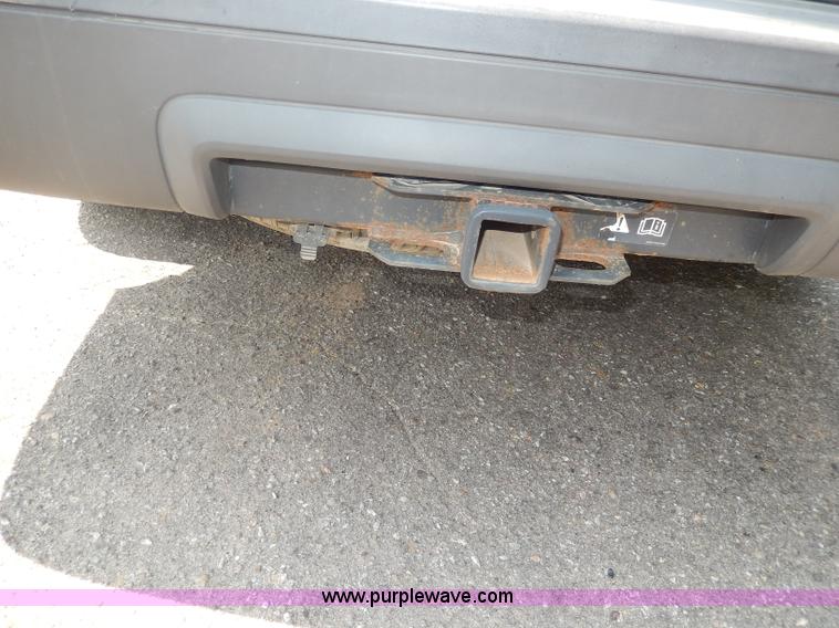 image for item I4347 2004 Ford Expedition XLT SUV