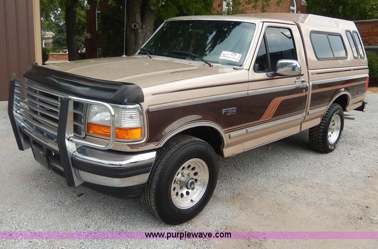 image for item I4349 1996 Ford F150 XLT pickup truck