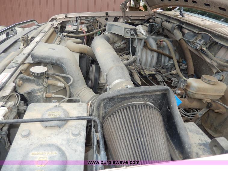 image for item I4349 1996 Ford F150 XLT pickup truck