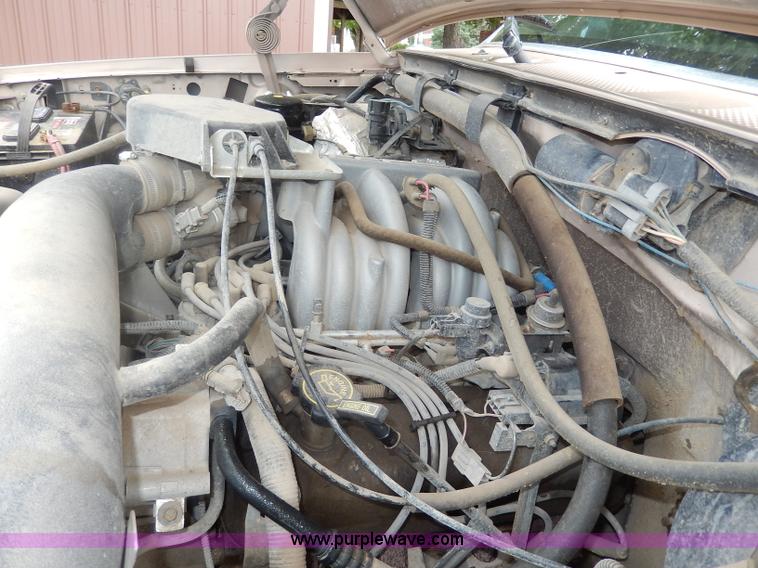 image for item I4349 1996 Ford F150 XLT pickup truck