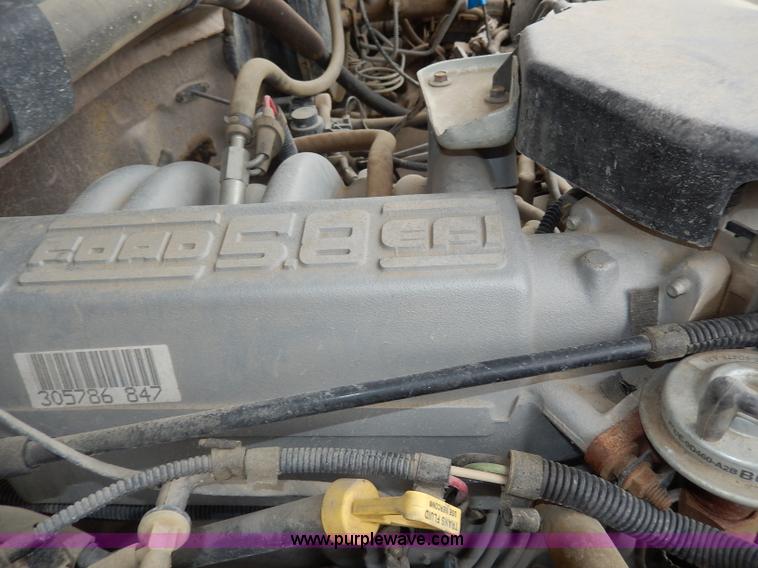 image for item I4349 1996 Ford F150 XLT pickup truck