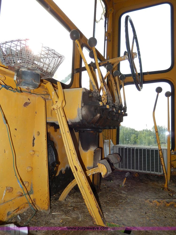 image for item I4375 1960 Caterpillar 12 Road Patrol Series E motor grader