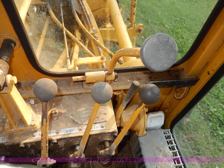 image for item I4375 1960 Caterpillar 12 Road Patrol Series E motor grader