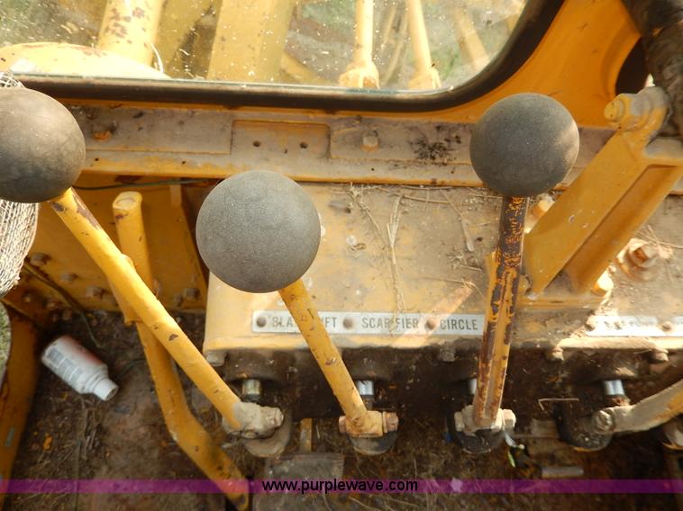 image for item I4375 1960 Caterpillar 12 Road Patrol Series E motor grader