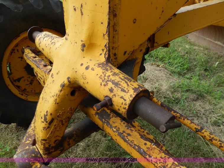 image for item I4375 1960 Caterpillar 12 Road Patrol Series E motor grader