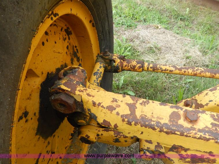image for item I4375 1960 Caterpillar 12 Road Patrol Series E motor grader