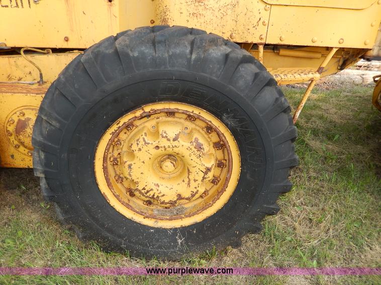 image for item I4375 1960 Caterpillar 12 Road Patrol Series E motor grader