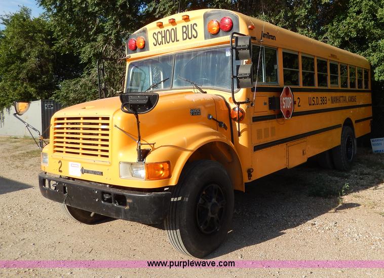 image for item I4385 1996 International 3800 school bus
