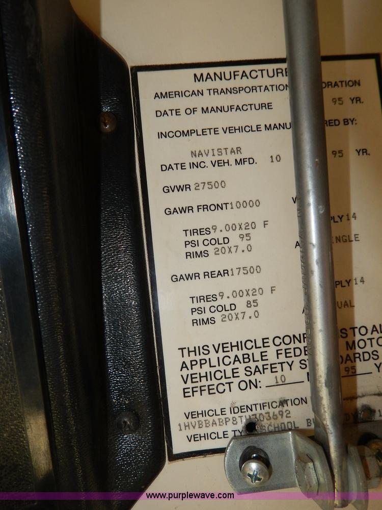 image for item I4385 1996 International 3800 school bus