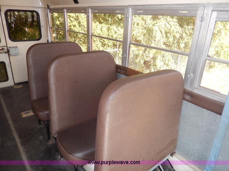 image for item I4385 1996 International 3800 school bus