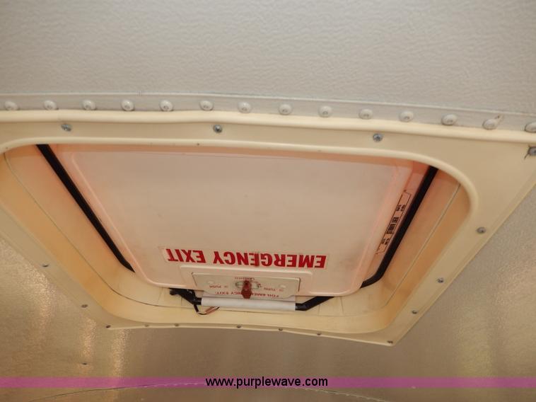 image for item I4385 1996 International 3800 school bus