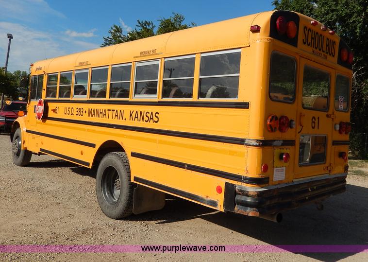 image for item I4390 1998 International 3800 school bus