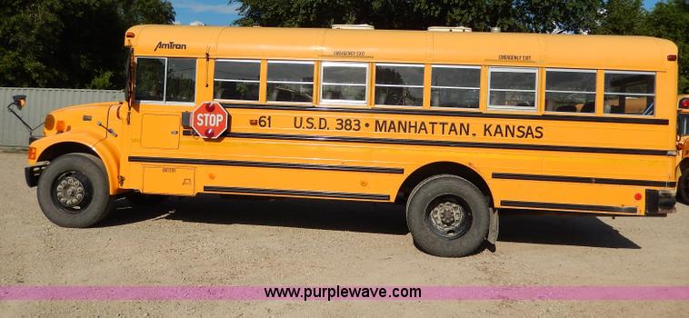 image for item I4390 1998 International 3800 school bus
