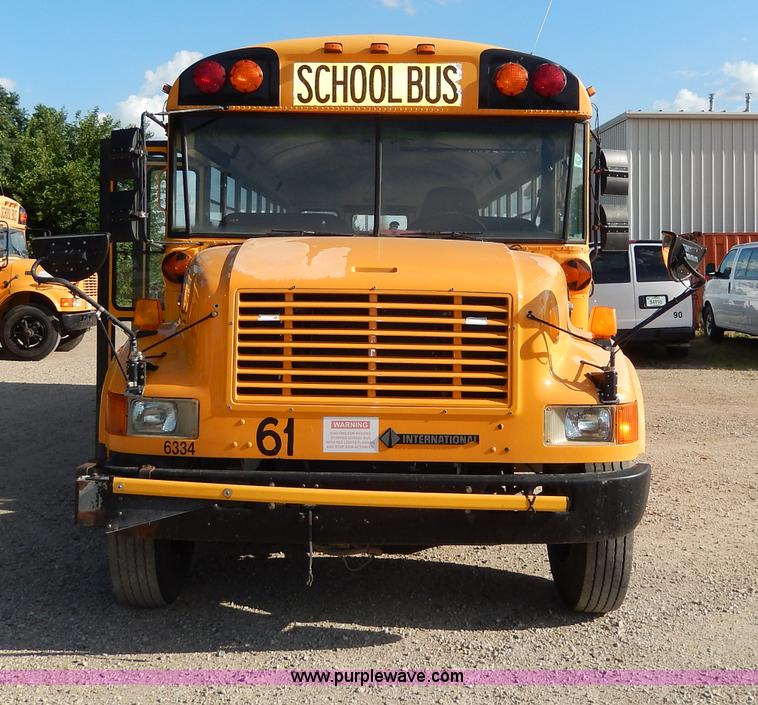 image for item I4390 1998 International 3800 school bus