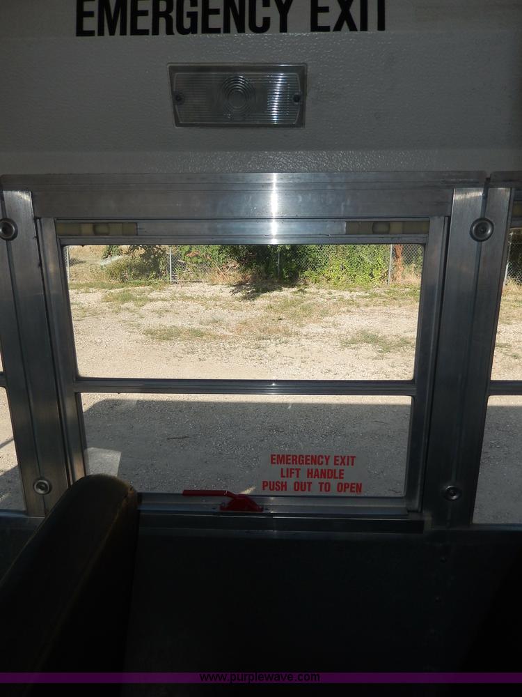 image for item I4390 1998 International 3800 school bus