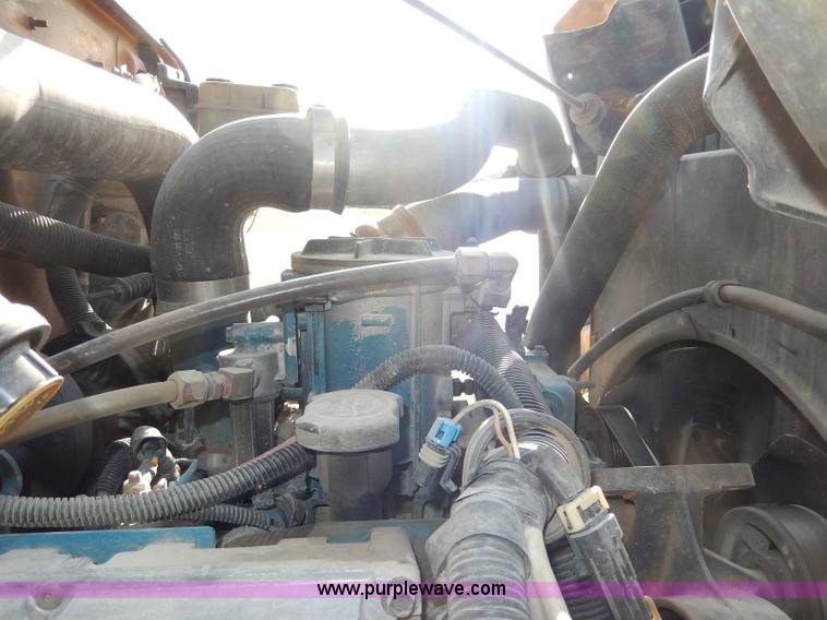 image for item I4390 1998 International 3800 school bus