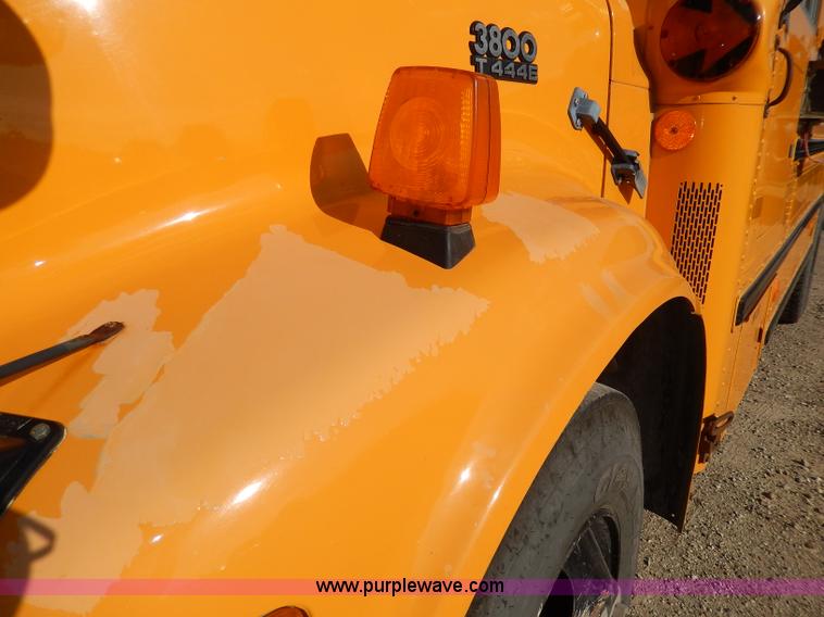 image for item I4390 1998 International 3800 school bus