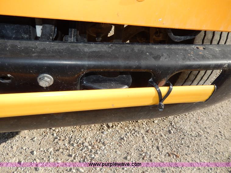 image for item I4390 1998 International 3800 school bus