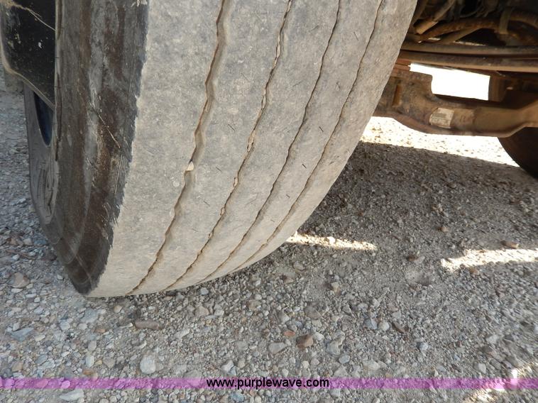 image for item I4390 1998 International 3800 school bus