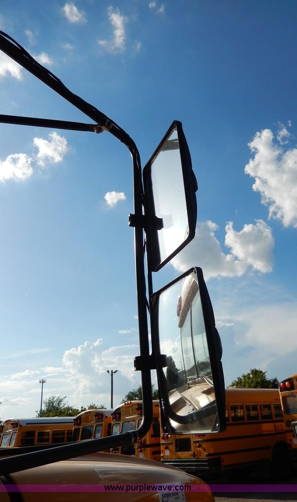 image for item I4390 1998 International 3800 school bus