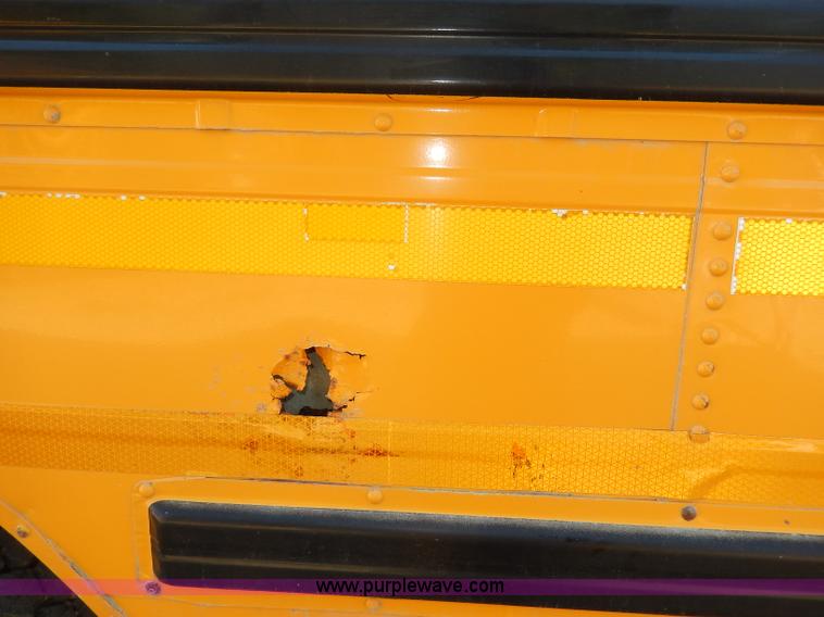 image for item I4390 1998 International 3800 school bus