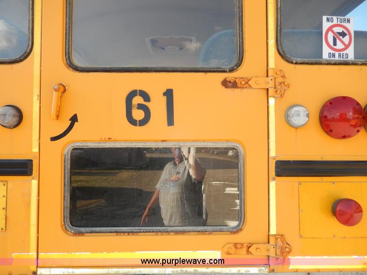 image for item I4390 1998 International 3800 school bus