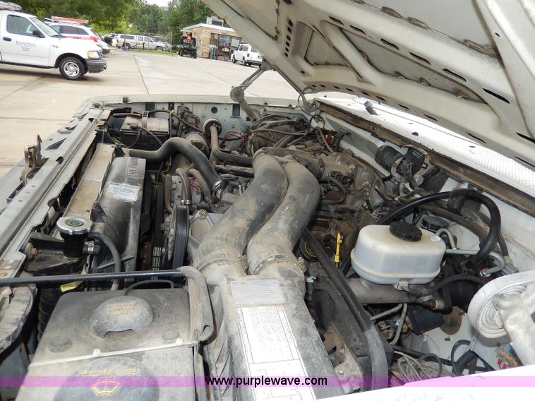 image for item I4450 1989 Ford F450 Super Duty bucket truck