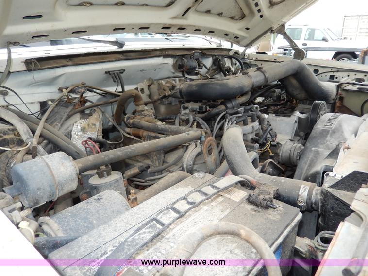 image for item I4450 1989 Ford F450 Super Duty bucket truck