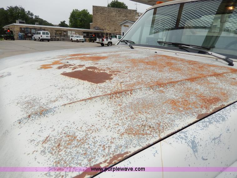 image for item I4450 1989 Ford F450 Super Duty bucket truck