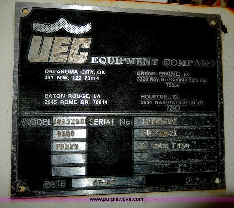 image for item I4450 1989 Ford F450 Super Duty bucket truck